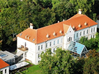 Restaurant Villa Pelikán (Szombathely)
