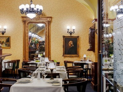 Restaurant Első Pesti Rétesház, Kávéház és Étterem