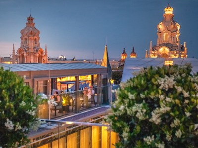 The Duchess Rooftop Bar - hungarian, international food