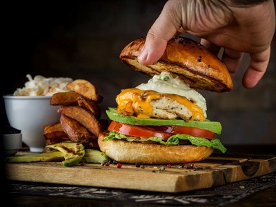 Tuning Burger & Bar - international, american food