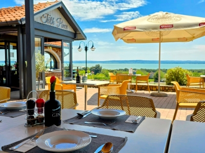 Restaurant Tóth Pince-Borterasz (Révfülöp)
