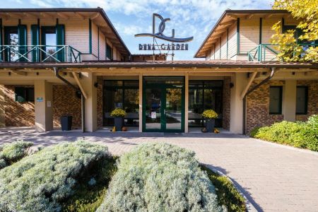 Duna Garden Hotel és Étterem****