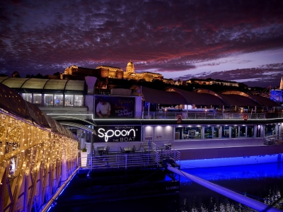 Restaurant Spoon The Boat
