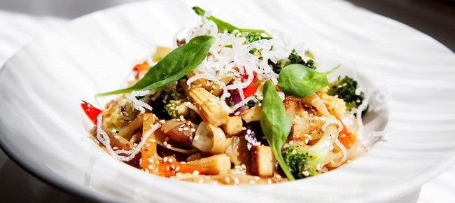 Napfenyes Etterem Es Cukraszda Vegetarianus Etelek Nemzetkozi Konyha Budapest