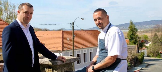 Aranypatkó Restaurant (Szigliget) 6