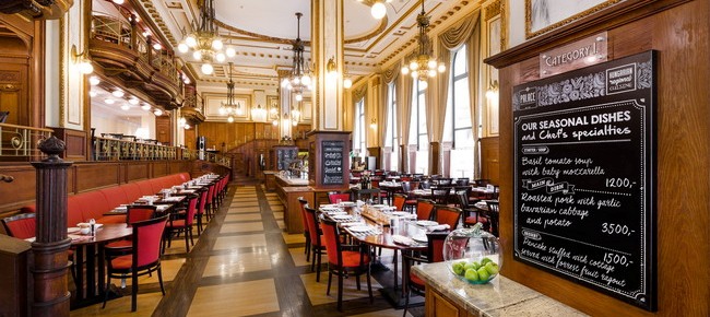 Palace Restaurant 7