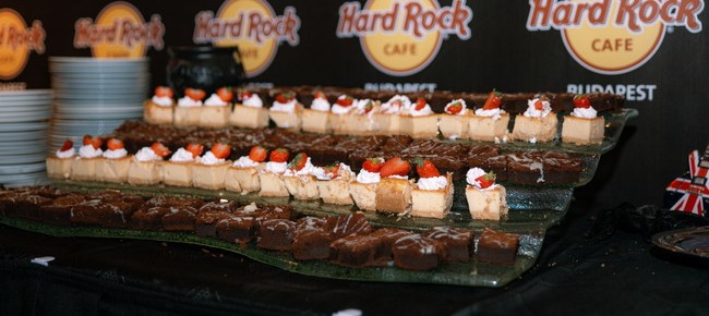 Hard Rock Cafe Budapest (Vörösmarty tér) 5