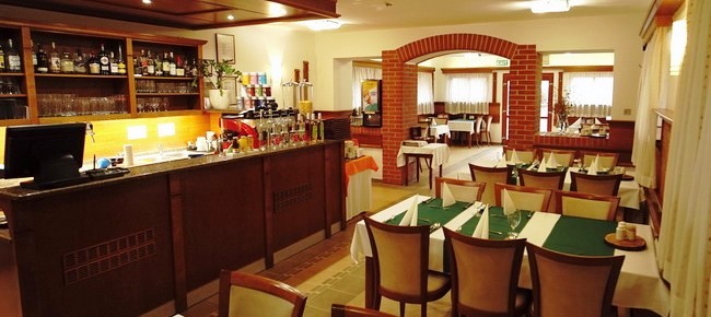 Restaurant Hotel Kardosfa (Zselickisfalud)