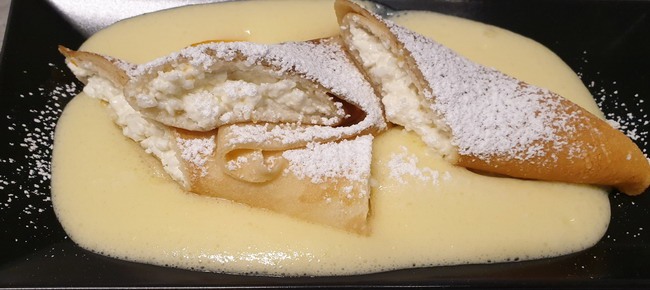 Ultraibolya Espresso & Restaurant 6