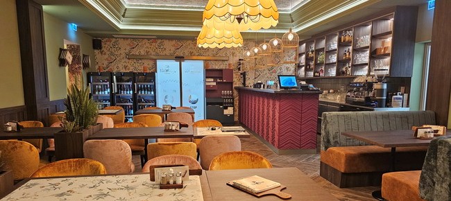 VakVarjú Restaurant Buda 5