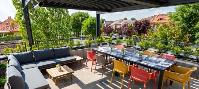Restaurant Szomszéd bisztró és közösségi tér (Debrecen) 9