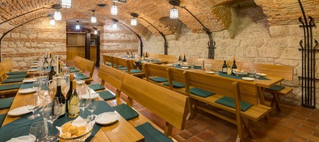 Gróf Degenfeld Restaurant (Tarcal) 7