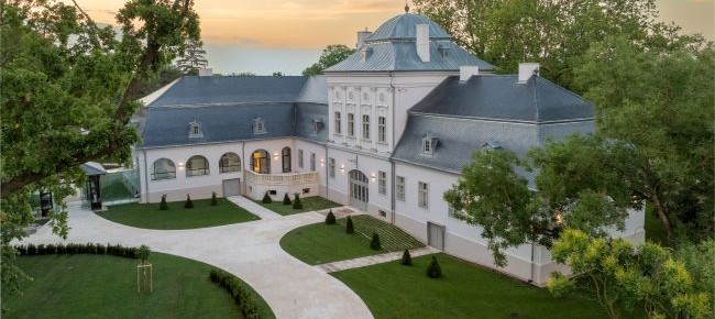 Arany János Guesthouse and Restaurant (Geszt) 9