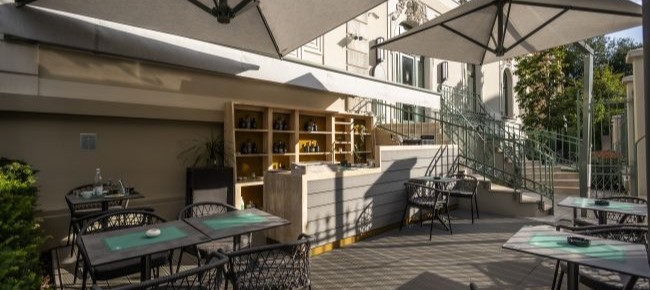 Hősök Bistro 9