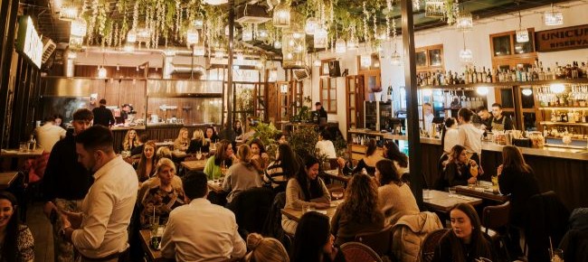 Restaurant Bazaar Budapest 7
