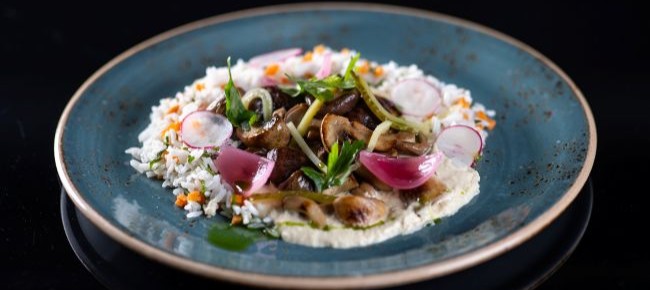 Exploré Restaurant & Sky Bar 4