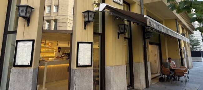 Restaurant Rokfort Hungarian Table 3