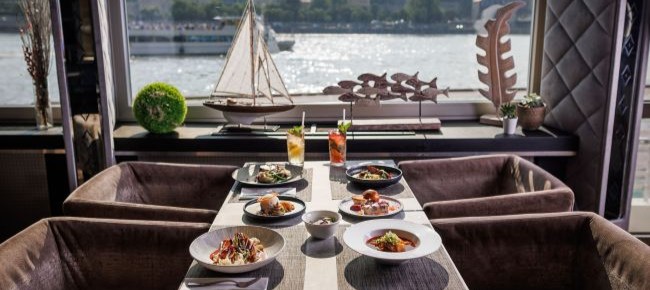 Restaurant Spoon The Boat 5