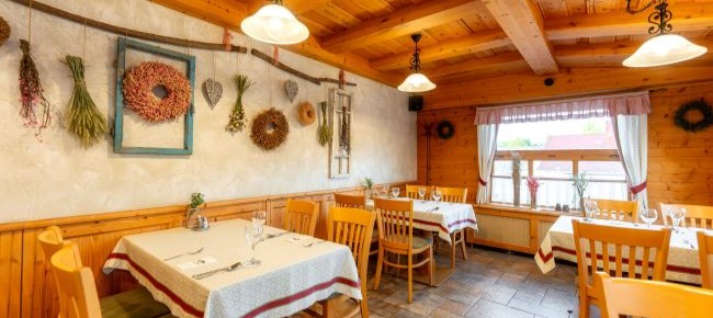 Kakukk Vendéglő-Panzió (Bánd) 7