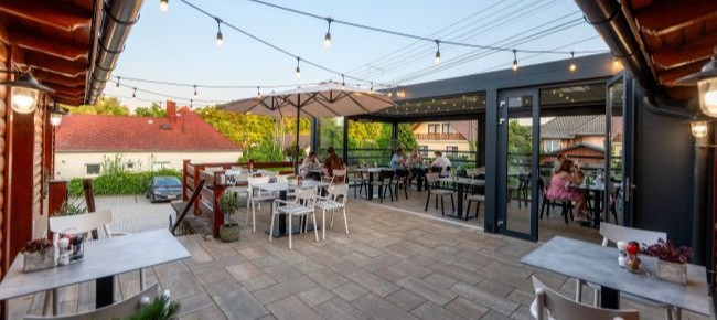 Kakukk Vendéglő-Panzió (Bánd) 9