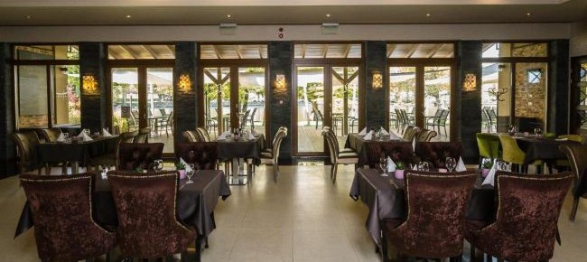 Duna Garden Hotel és Étterem**** 3