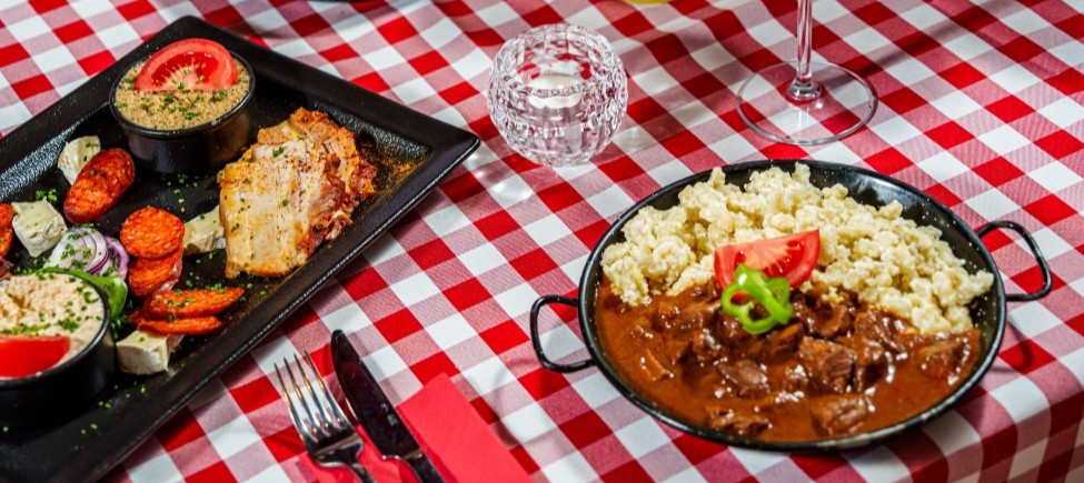 Paprika Kitchen & Bar 3