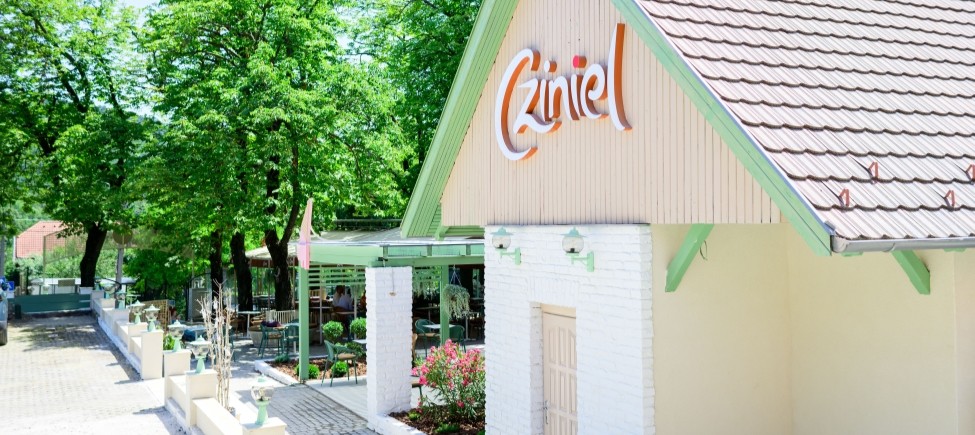 Cziniel Cukrászda és Kávéház (Budakeszi) 9