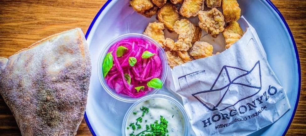 Restaurant Horgonyzó Kisvendéglő (Tiszalök) 8